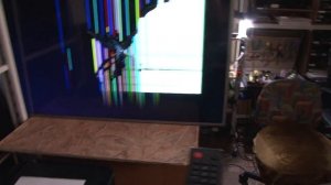 №106.DEXP F40B7000E с битой матрицей на запчасти, есть подсветка, нога.mp4