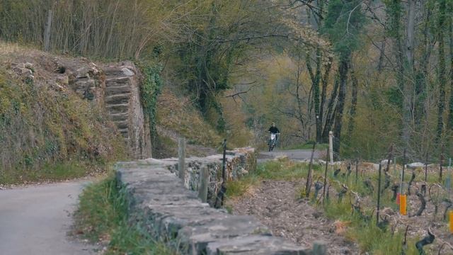 UNE "FAUSSE" KTM À 700€ QUI ARRACHE !!! смотреть онлайн