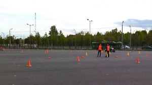 Джимхана на тяжелом мотоцикле/круизере. Harley Davidson road king gymkhana