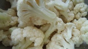 Замороженная цветная капуста на сковороде