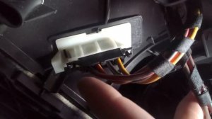 Не работает 1,2,3 скорость вентилятора. Ремонт предохранителя печки skoda octavia A5