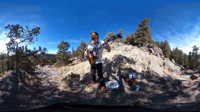 Bridge Pickup of John Scofield Ibanez through Battery-Powered Pignose Amp смотреть онлайн