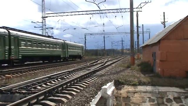 Электропоезд ЭР2Р-7060 станция Икша смотреть онлайн