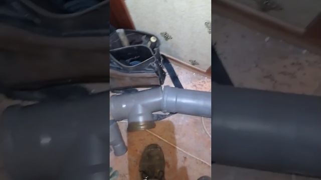 ❓Как Заменить Канализационный стояка в Квартире|?Течь Канализации|?Заменить старую Канализацию