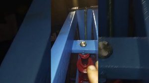 Самодельный пресс из домкрата своими руками!