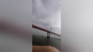 Мост через реку Амур из Россия в Китай