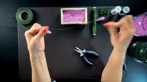 МАСТЕР-КЛАСС по бисероплетению _ Сирень из Бисера _ Первая часть.mp4