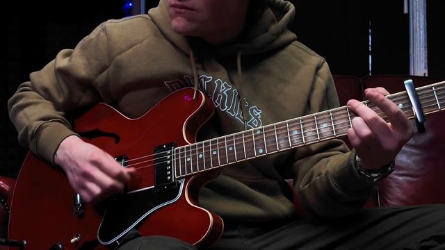 Gibson USA Memphis ES 335 Dot Cherry 2014 DEMO смотреть онлайн
