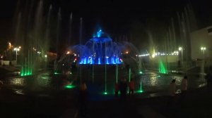 Ростовский фонтан поет песню про Ростов!