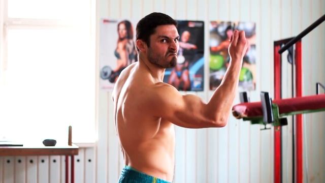 КАК НУЖНО ПОКАЗЫВАТЬ БИЦЕПС! МОЕ ПОЗИРОВАНИЕ - БИЦЕПС! POSING BICEPS!