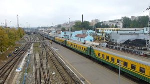 Киров вокзал,  прибытие поезда