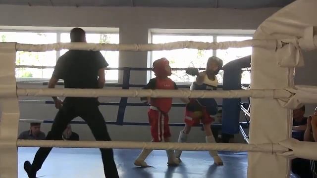 Тайский бокс Фищенко-Попов Бахчисарай 16.04.2016 смотреть онлайн