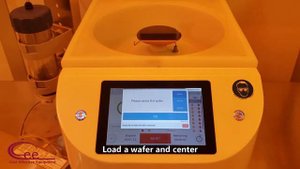 Процесс ручного нанесения фоторезиста