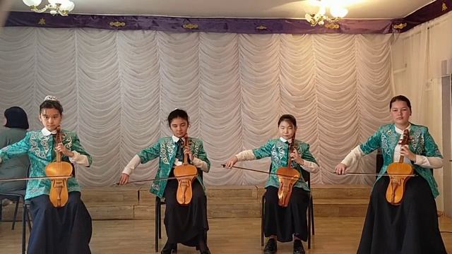 "Қаракөз"қобызшылар ансамблі. смотреть онлайн