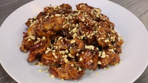 Куриные наггетсы в остро-сладком соусе (Корея)