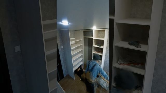 угловой распашной шкаф с зеркалом в детскую // монтаж и сборка мебели смотреть онлайн