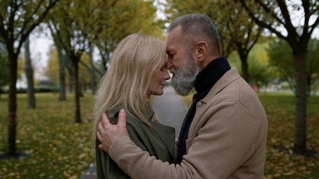 Игорь Чернявский песня Ответь ему, красавица смотреть онлайн