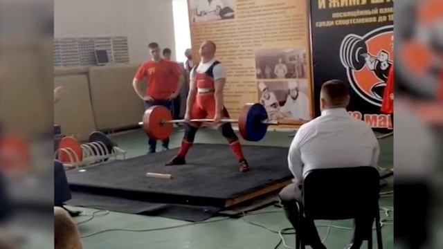 Благовещенский пауэрлифтер по сумме упражнений поднял 675 килограммов смотреть онлайн