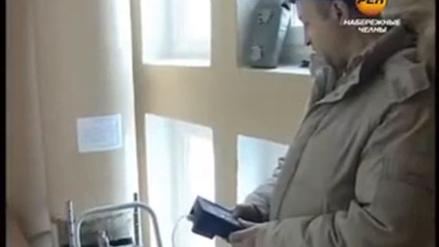 Робот в мусоропроводе смотреть онлайн