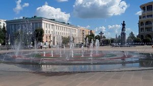 Курск. Лето. Театральная площадь