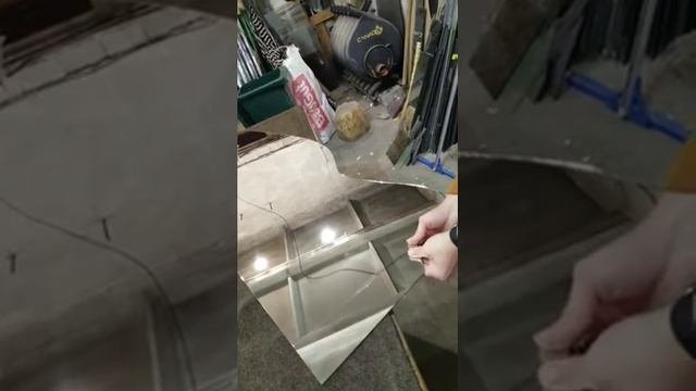 Как отрезать зеркало?