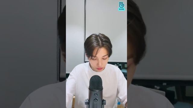 Stray Kids Felix Mukbang ASMR on VLive 20221019 (Full Ver.) смотреть онлайн