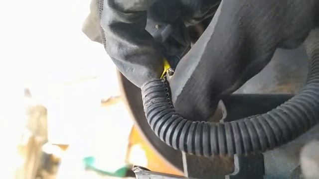 Ошибка электрического ручника рено меган 3 смотреть онлайн