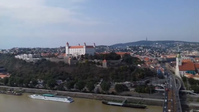 Путешествие по Европе. Из города Братислава в город Вена. 10.08.2017 смотреть онлайн