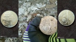 Первый раз в заброшенном доме. Поиск монет. Коп в заброшке с МД-4030. #1