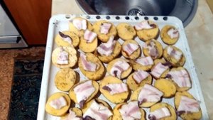 ПРОБЛЕМ НЕТ. КАРТОШКА С САЛОМ В ДУХОВКЕ .