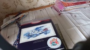 Знакомство, мои вышивальные процессы, мои готовые работы, моя коллекция наборов для вышивки.