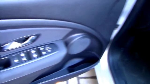 2010 Renault Fluence смотреть онлайн