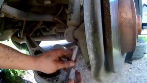 Замена пружин и стоек стабилизатора с втулками_VW TIGUAN
