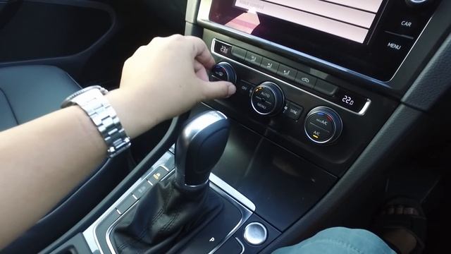 2018 Volkswagen Golf Mk 7.5 1.4 TSI R-Line Review | EvoMalaysia.com смотреть онлайн