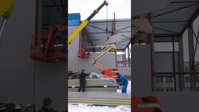 Монтаж сэндвич панелей