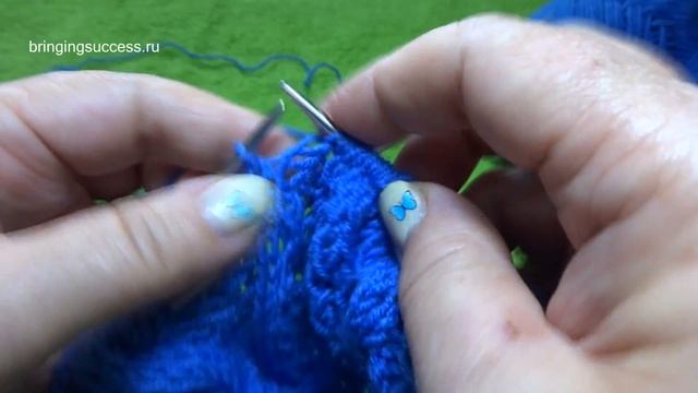 Шапочка (шапка) спицами для взрослого, размер 54-56. Вязание спицами [Часть 2] смотреть онлайн