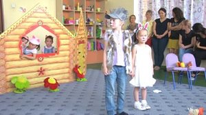 Детская сказка. Три поросенка на новый лад.