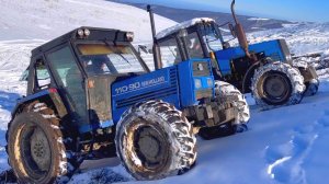 Трактор МТЗ или Амерканец NEW HOLLAND по Снегу