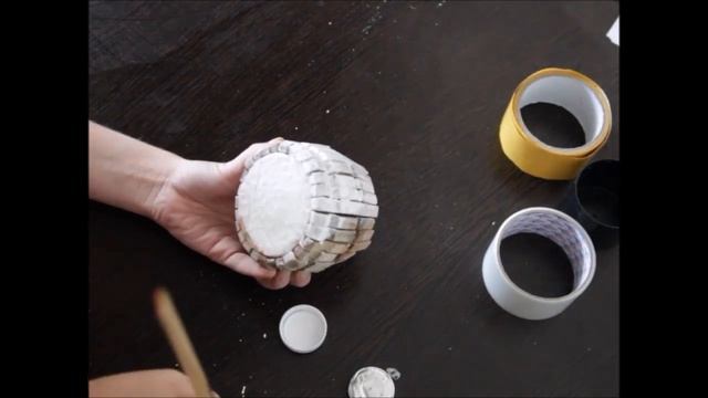 Вазочка из подручных материалов.. смотреть онлайн