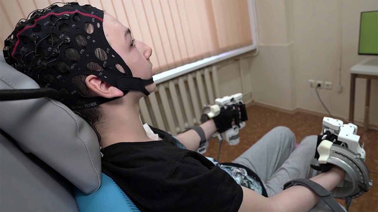 Тысячи тяжелых пациентов получили шанс вернуть себ...нь благодаря новой разработке российских ученых