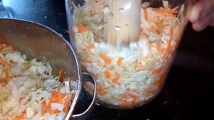 ВСЕГДА УДАЧНАЯ КВАШЕНАЯ КАПУСТА С ХРЕНОМ! ХРУСТЯЩАЯ И ОЧЕНЬ АРОМАТНАЯ!