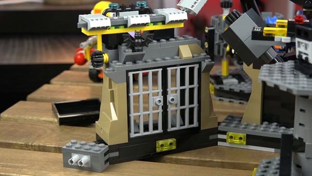 LEGO Batman: БЭТ-ПЕЩЕРА - Набор На Обзор (70909)