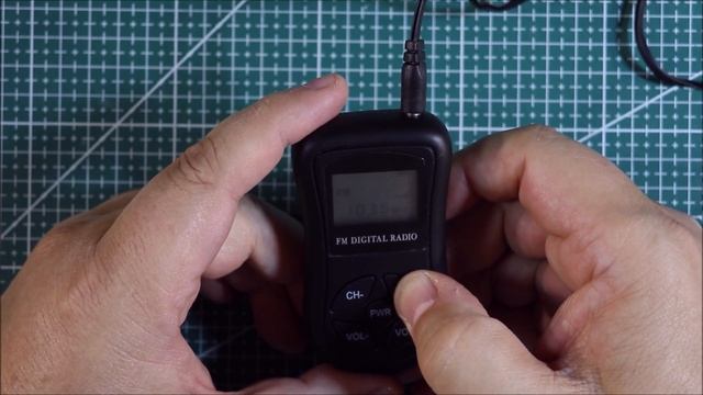 Цифровой карманный FM радиоприемник на наушники смотреть онлайн