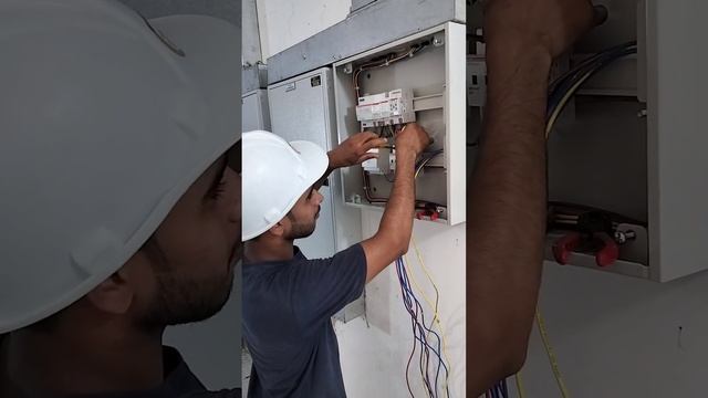 Electric work in Dubai