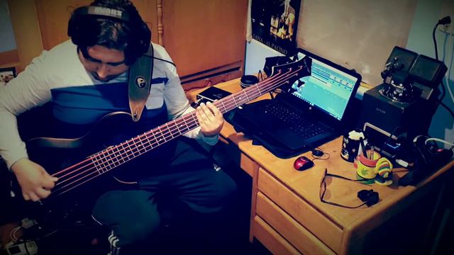 Sepultura - Roots Bloody Roots (Bass Cover) смотреть онлайн