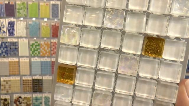 Бело-золотая мозаика из стекла смотреть онлайн