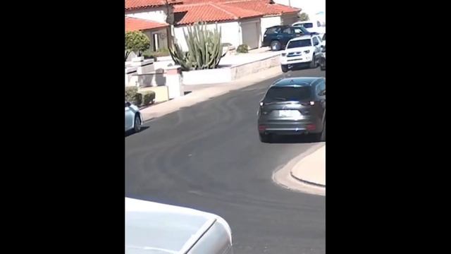 Почему меня никто не понимает?/ Как понять других?/ Как понять себя? смотреть онлайн