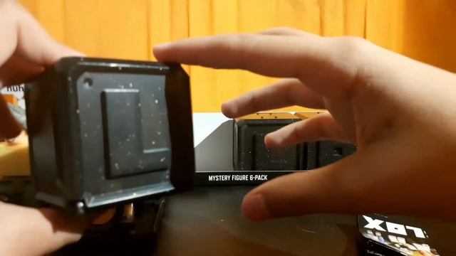 Roblox Toys Unboxing (series 9 and core pack ) [I GOT MY FAV FIGURE!?] смотреть онлайн