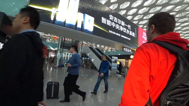 Самый огромный аэропорт в Китае который я когда либо видел 2