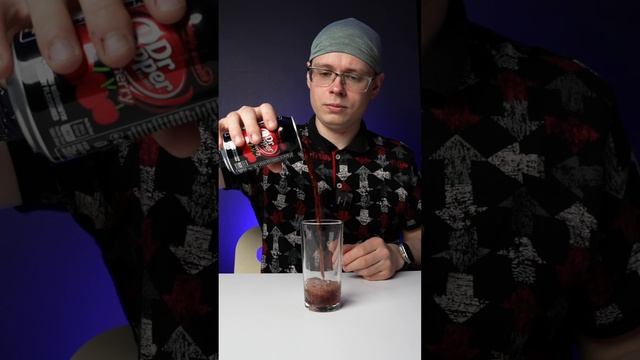 Пробуем вишневый dr.  Pepper!